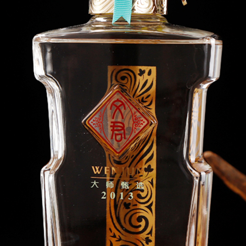 [정품]원쥔주. 대사견선2013(文君酒.大师甄选2013) 60%vol. 500ml