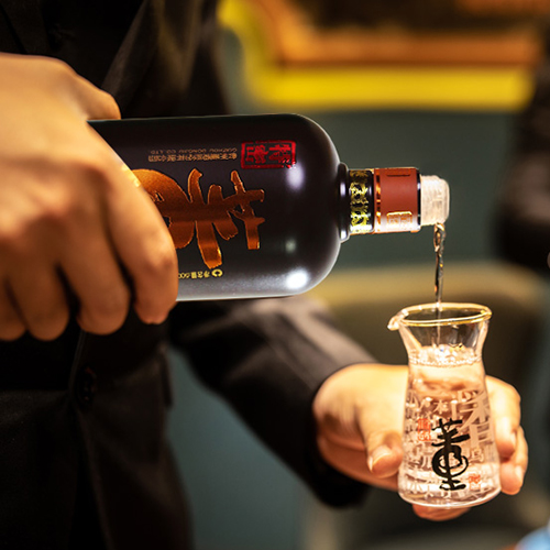 [정품]동주(董酒) 특급국밀(特级国密) 500ml, 54%Vol