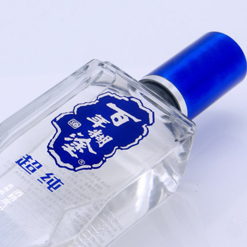 [정품]바이니엔후투.  초순(百年糊涂,超纯) 500ml, 52%Vol