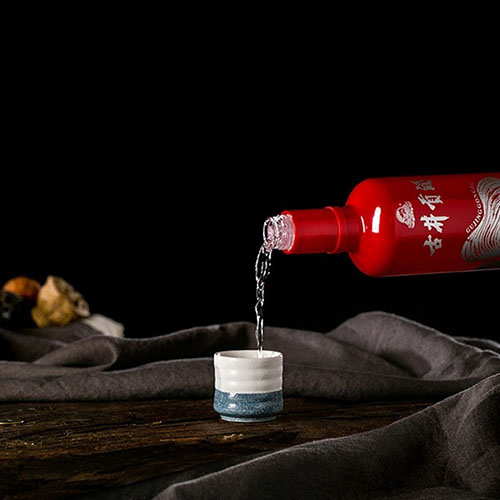 [정품]구징공주, 세월경전락애(古井贡酒.岁月经典乐喝) 500ml, 45%Vol