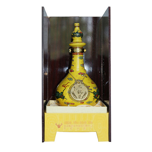 [정품]뉘우란산. 이과두,지존경전(牛栏山.二锅头,至尊经典) 600ml, 60%Vol