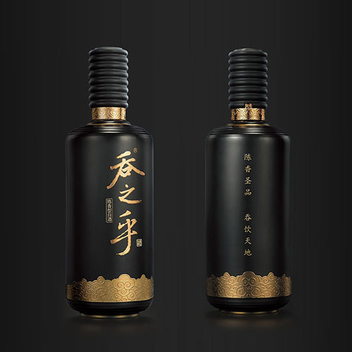 [정품]퉈파이서더주. 탄지호흑자묘금(沱牌舍得酒. 吞之乎黑瓷描金) 500ml, 53%Vol