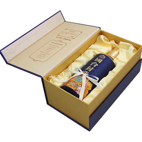 [정품]궈타이. 봉장(国台.封藏) 500ml. 53%vol.
