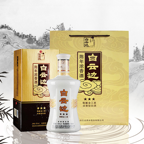 [정품]바이윈볜. 진양,금3성(白云边. 陈酿金三星) 500ml. 45%vol.