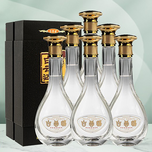 [정품]바이윈볜. 칠성진장(白云边.七星陈藏) 500ml. 45% .