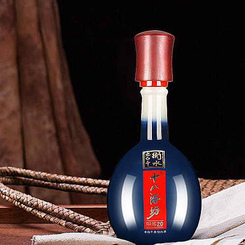 [정품]헝쉐이라오바이간. 18주방,갑등20(衡水老白干. 十八酒坊 甲等20) 480ml, 39%vol.