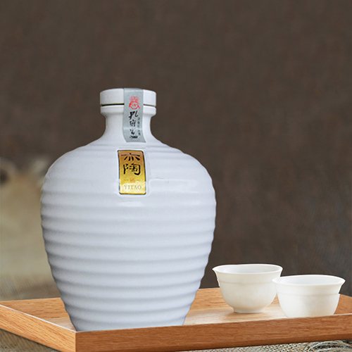 [정품]콩푸쟈주. 역도9(孔府家酒. 亦陶9) 500ml, 52%vol.