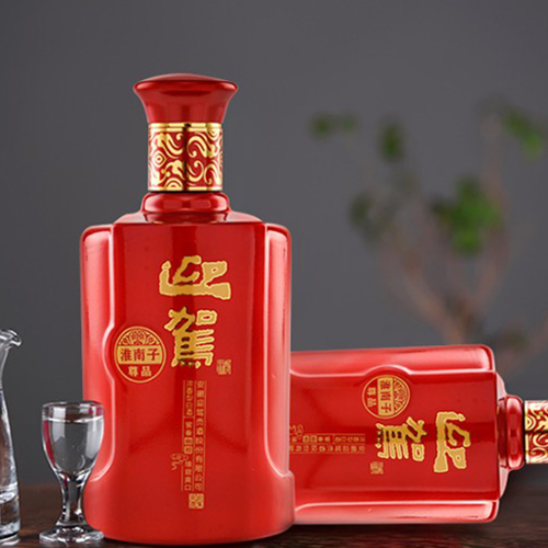 [정품]잉쟈꿍주. 회남자존품(迎驾贡酒. 淮南子尊品) 450ml, 42%vol.