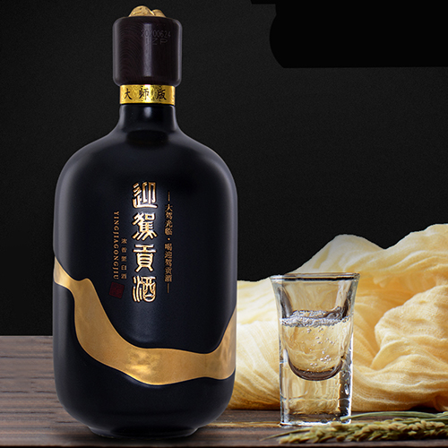 [정품]잉쟈꿍주. 대사판(迎驾贡酒. 大师版) 750ml, 52%vol.