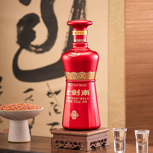 [정품]젠난춘. 금검남진품(剑南春. 金剑南珍品) 52%vol. 500ml